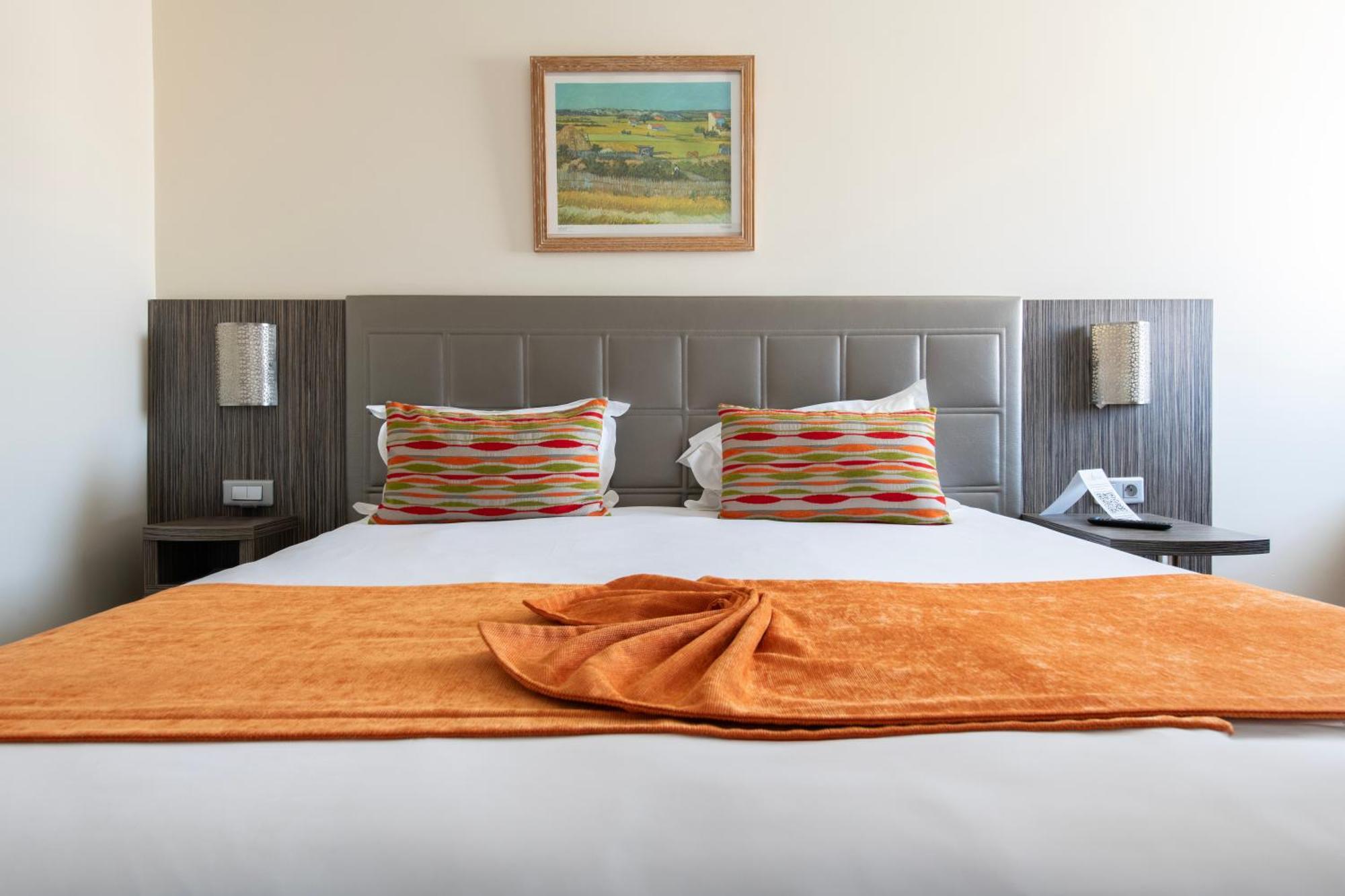Hotel Atrium Arles Centre Экстерьер фото