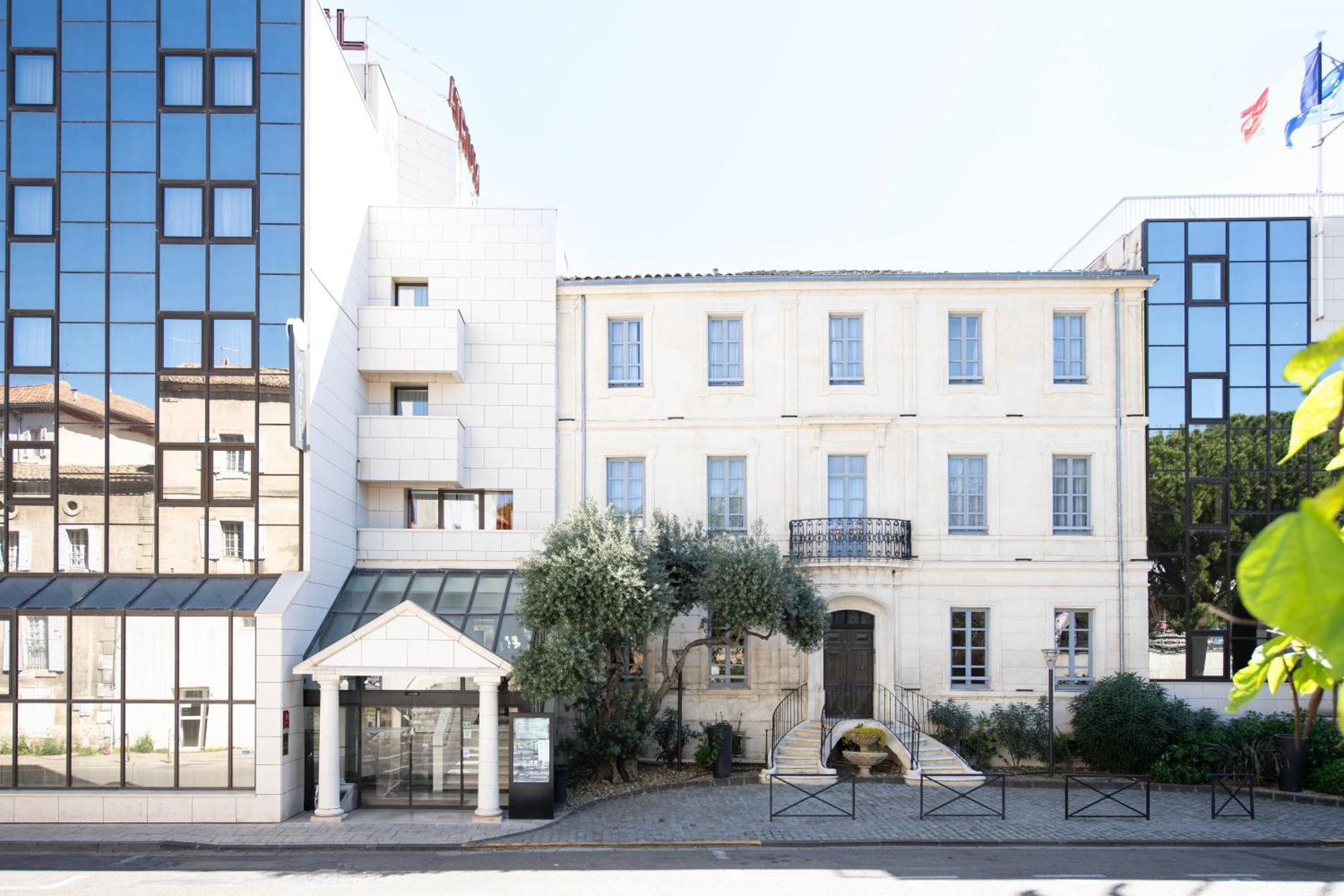 Hotel Atrium Arles Centre Экстерьер фото