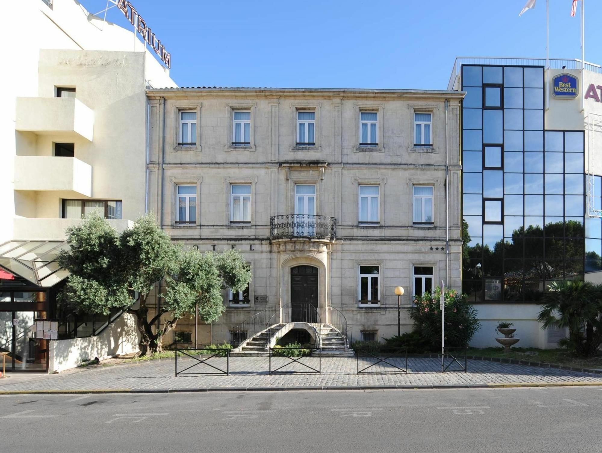 Hotel Atrium Arles Centre Экстерьер фото